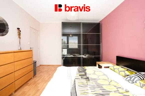 Pronájem bytu 3+1, Brno - Medlánky, ul. Podpěrova, částečně zařízený, balkon