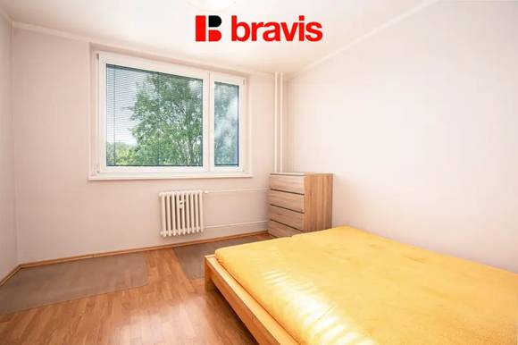 Pronájem bytu 3+1, Brno - Medlánky, ul. Podpěrova, částečně zařízený, balkon