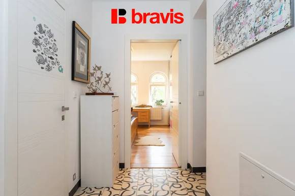 Prodej vily 5+kk na výjimečném místě, Tišnov, Riegrova ulice, nádherná, rozlehlá zahrada, pozemek 1997m², sklep, parkování