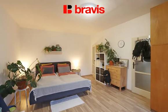 Pronájem bytu 1+1, ul. Křídlovická, Brno - střed, výborná dostupnost, sklep, balkon s výhledem do vnitrobloku