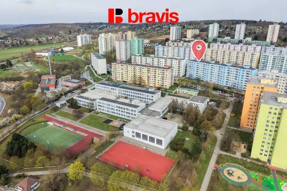 Prodej bytu 4+1 Brno - Nový Lískovec, ulice Svážná, zasklená lodžie