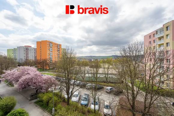 Prodej bytu 4+1 Brno - Nový Lískovec, ulice Svážná, zasklená lodžie