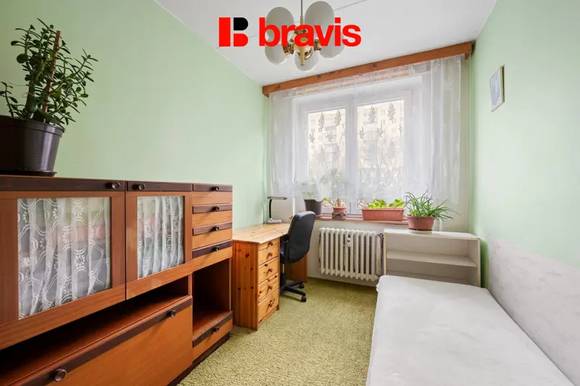 Prodej bytu 4+1 Brno - Nový Lískovec, ulice Svážná, zasklená lodžie