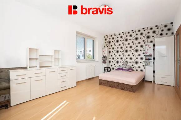 Prodej moderního bytu 1+kk s balkonem, ulice Čeňka Růžičky, Brno-Bohunice, sklep, garážové stání