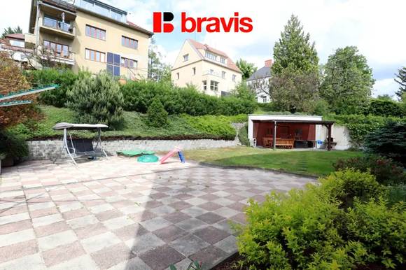 Pronájem bytu 3+1, Brno - Pisárky, Neumannova ulice, balkón, 1 garážové stání v ceně