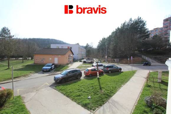 Pronájem bytu 1+1, ulice Šťouračova, Brno - Bystrc, zařízený, lodžie, sklep, klidná lokalita