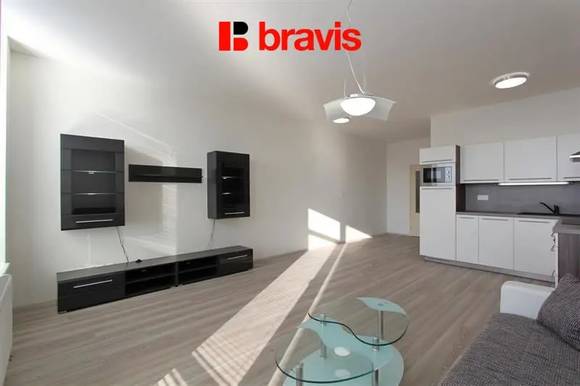 Pronájem bytu 1+kk, Brno - Nový Lískovec, ulice Kamínky, balkon, sklep, zařízený