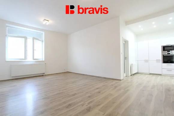 Pronájem bytu 2+kk, ul.  Francouzská, Brno - Zábrdovice, výtah, centrum města