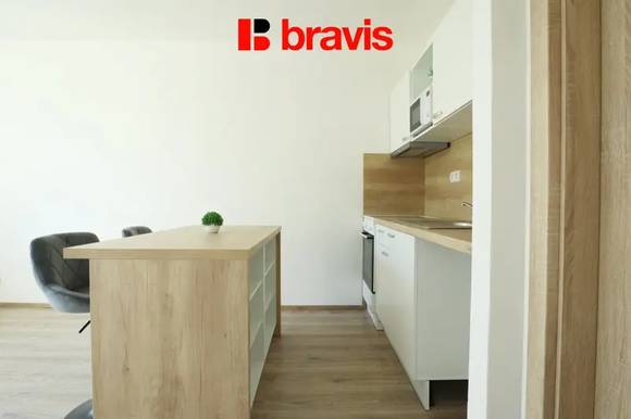Pronájem bytu 1+kk, Brno - Bystrc, ul. Opálkova, zrekonstruovaný, balkon, sklep