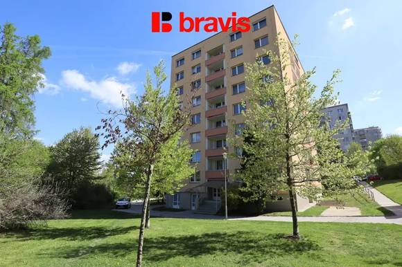Pronájem bytu 1+kk, Brno - Bystrc, ul. Opálkova, zrekonstruovaný, balkon, sklep