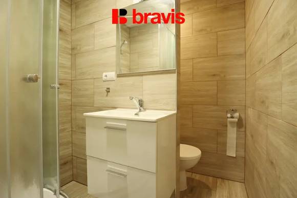 Pronájem bytu 1+kk, Brno - Bystrc, ul. Opálkova, zrekonstruovaný, balkon, sklep