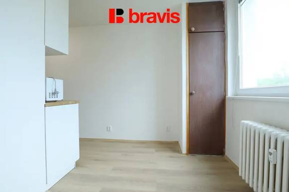 Pronájem bytu 2+1, Brno - Kohoutovice, ul. U Velké ceny, zrekonstruovaný, balkon, sklep