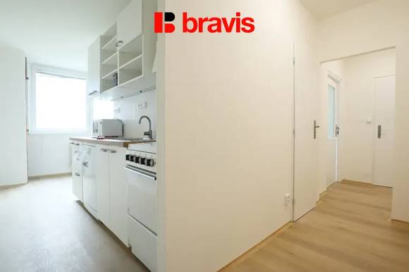 Pronájem bytu 2+1, Brno - Kohoutovice, ul. U Velké ceny, zrekonstruovaný, balkon, sklep