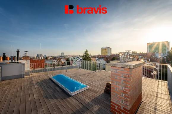 Pronájem moderního bytu 3+kk po rekonstrukci, ul. Červinkova, Brno - Královo Pole, s střešní terasou a hezkým výhledem