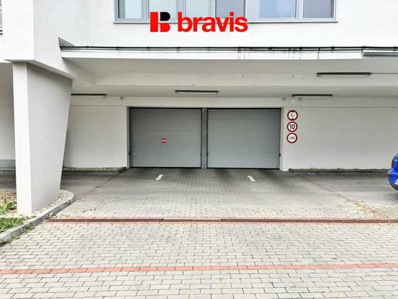 Pronájem garážového stání 12 m², Brno - Štýřice