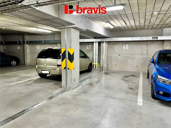 Pronájem garážového stání 12 m², Brno - Štýřice