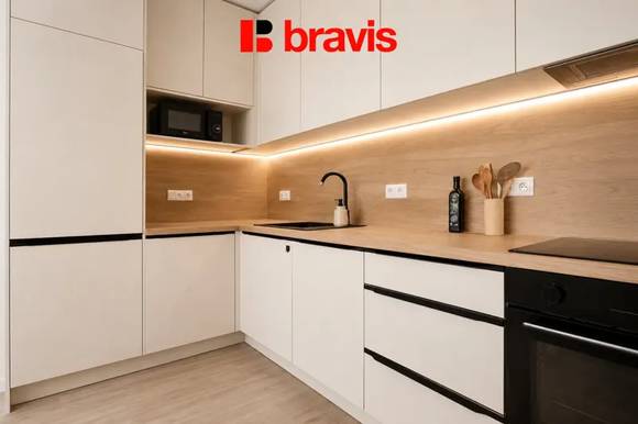 Pronájem bytu 2+kk, ul. Tř. Generála Píky, Brno - Černá Pole, garážové stání, zařízený, novostavba