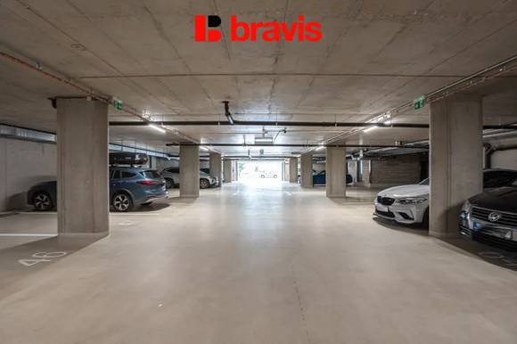 Pronájem garážové stání na ul. Vídeňská, Brno - Štýřice, rezidence Viviena