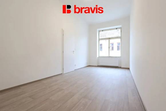 Pronájem bytu 2+1 59 m², ul. Zahradnická - Staré Brno, po kompletní rekonstrukci, sklep
