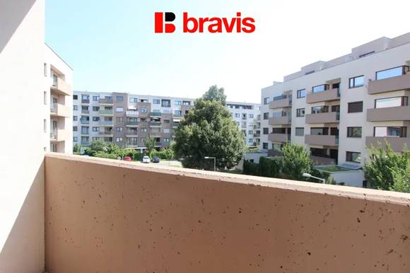 Pronájem bytu 1+kk, Brno - Slatina, částečně zařízené, lodžie, sklep, ul. Kigginsova