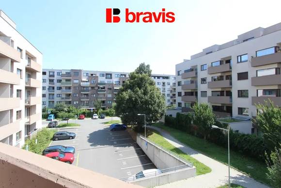 Pronájem bytu 1+kk, Brno - Slatina, částečně zařízené, lodžie, sklep, ul. Kigginsova