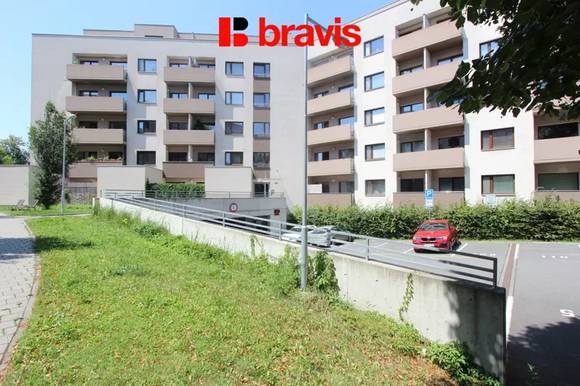 Pronájem bytu 1+kk, Brno - Slatina, částečně zařízené, lodžie, sklep, ul. Kigginsova