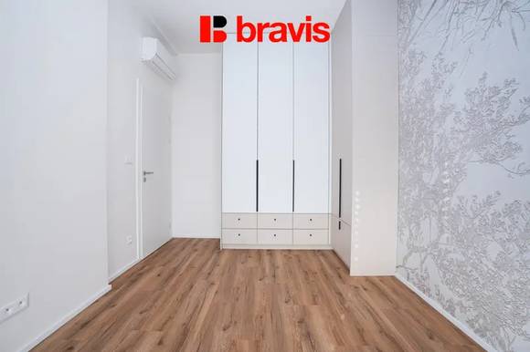 Pronájem bytu 3+kk, Brno - Heršpice, novostavba, částečně zařízené, terasa, ul. Komárovská