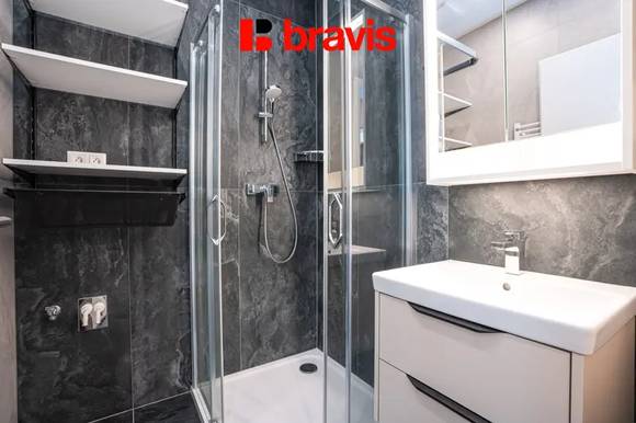 Pronájem bytu 3+kk, Brno - Heršpice, novostavba, částečně zařízené, terasa, ul. Komárovská