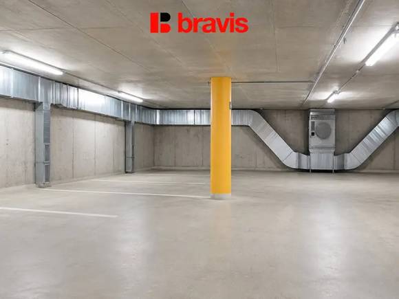 Pronájem bytu 2+kk, Brno - centrum, ulice Tř. KPT Jaroše, terasa, garážové stání