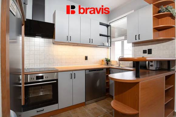 Pronájem bytu 2+kk, ul. Zahradníkova, Brno - Veveří, výborná lokalita, pracovna, balkon, sklep