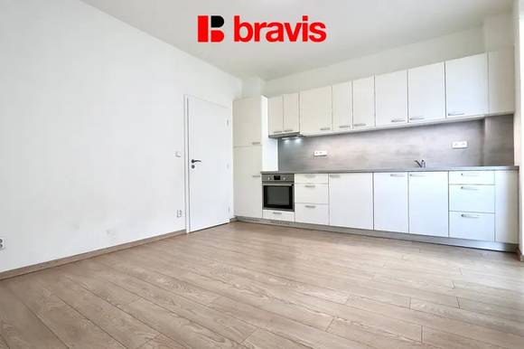 Pronájem bytu 1+kk, Brno - Zábrdovice, ul. Přadlácká, balkon, sklep, parkovací stání
