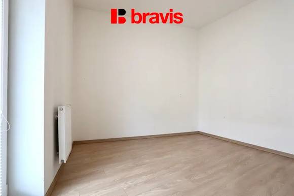 Pronájem bytu 1+kk, Brno - Zábrdovice, ul. Přadlácká, balkon, sklep, parkovací stání