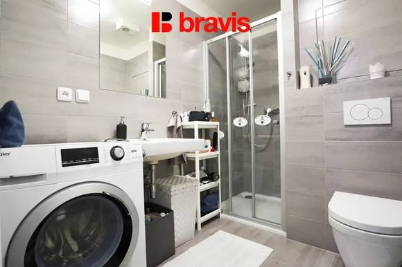 Pronájem bytu 1+kk, Brno - Zábrdovice, ul. Přadlácká, balkon, sklep, parkovací stání