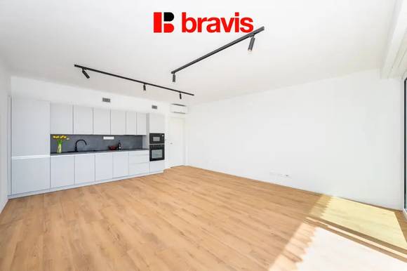 Pronájem bytu 2+kk, rezidence „INSADY“ na ul. Fuchsova, relaxační zahrada, novostavba, chytrá domácnost, rekuperace, klimatizace, lodžie, sklep