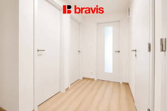 Pronájem bytu 2+kk, ul. Jižní, Brno - Horní Heršpice, novostavba - výhoda prvního nájemníka, balkon, garážové stání