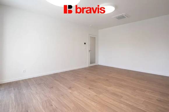 I - Office for rent 3 + kk in a new building, in a lucrative part of Brno, Hlinky Street, Brno - Pisárky, air conditioning, parking, balcony, cellar