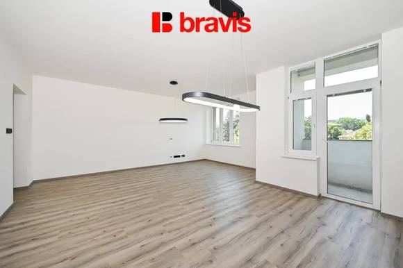 Prodej družstevního bytu 3+kk, Brno - Královo Pole, ulice Palackého třída, po kompletní rekonstrukci, lodžie, klidný vnitroblok