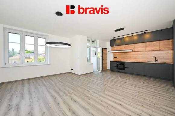 Prodej družstevního bytu 3+kk, Brno - Královo Pole, ulice Palackého třída, po kompletní rekonstrukci, lodžie, klidný vnitroblok