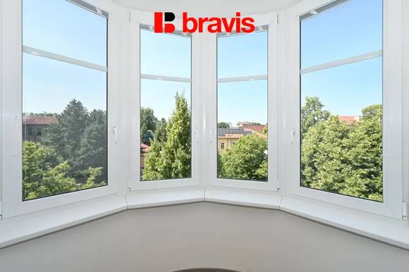 Prodej družstevního bytu 3+kk, Brno - Královo Pole, ulice Palackého třída, po kompletní rekonstrukci, lodžie, klidný vnitroblok