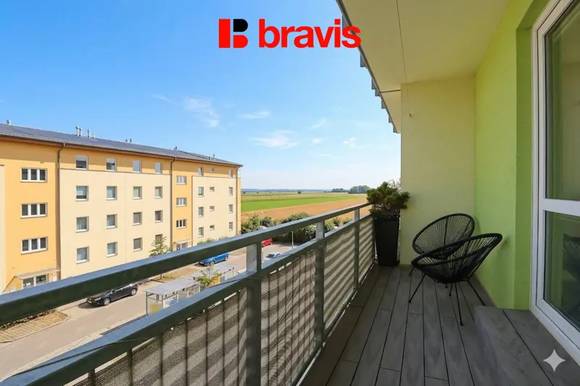 Prodej bytu 3+kk, Šlapanice u Brna, ulice Brněnská Pole, klimatizace, lodžie, sklep, šatna