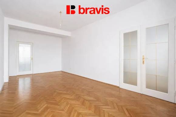 Prodej bytu 3+1, Šlapanice u Brna, ul. Brněnská, balkon, garáž