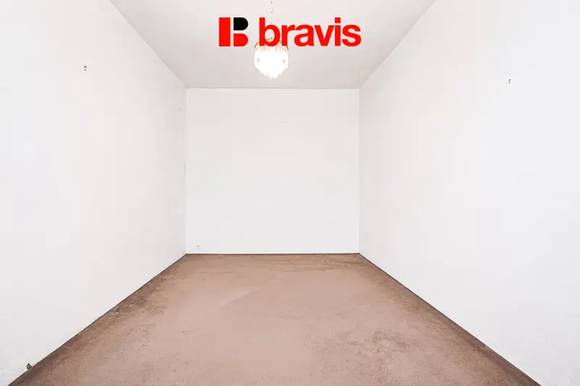 Prodej bytu 3+1, Šlapanice u Brna, ul. Brněnská, balkon, garáž