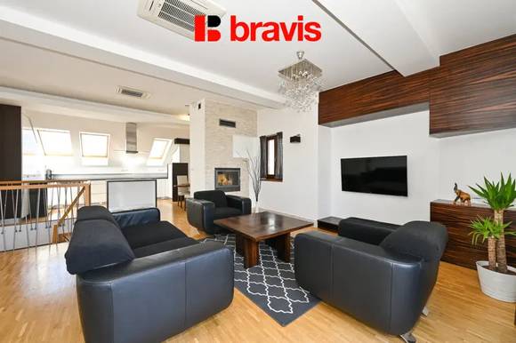 Pronájem luxusního mezonetového bytu 3+kk, ulice Veveří, Brno -město, parkovací stání, terasa