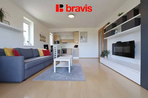 Pronájem bytu 2+kk, ul. Optátova, Brno - Jundrov, zeleň, balkón, garážové stání v ceně