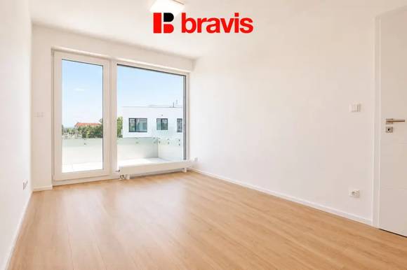 Pronájem bytu 2+kk, Brno - Černá Pole, ul. třída Generála Píky, výhoda prvního nájemníka, garážové stání, sklep