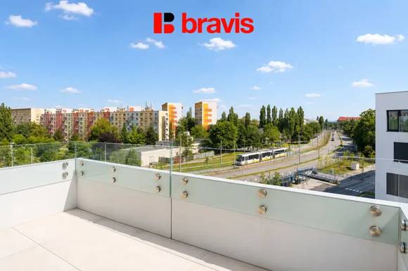 Pronájem bytu 2+kk, Brno - Černá Pole, ul. třída Generála Píky, výhoda prvního nájemníka, garážové stání, sklep