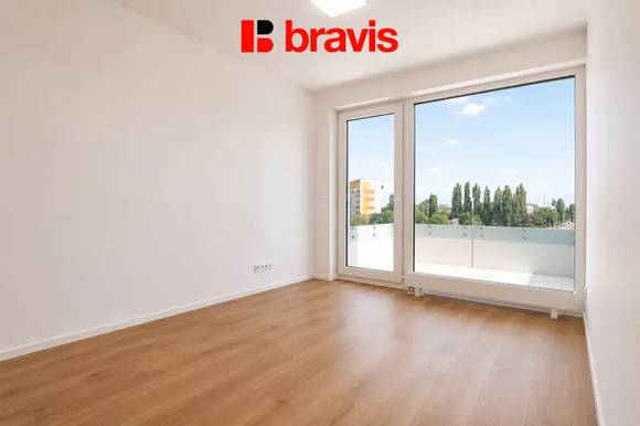 Pronájem bytu 2+kk, Brno - Černá Pole, ul. třída Generála Píky, výhoda prvního nájemníka, garážové stání, sklep