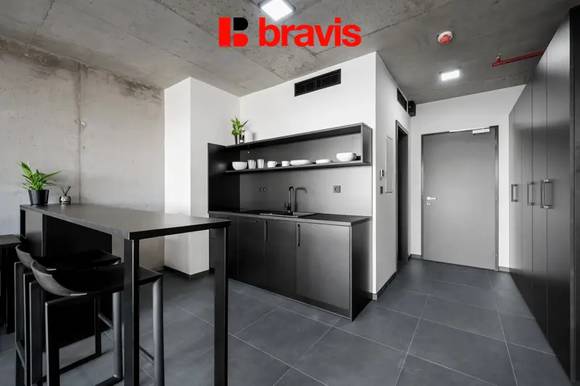 Pronájem 1+kk, Královopolská, Brno: All-in vybavení, wifi, garáž, gym
