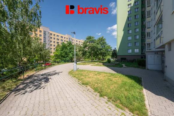 Prodej bytu blízko Campusu i přírody, 2+kk 48 m², Brno - Nový Lískovec, sklep, bezproblémové parkování