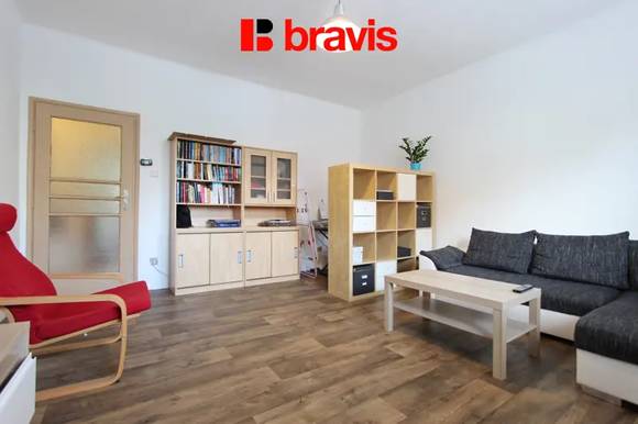 Pronájem bytu 2+1, ulice Lužná, Brno - Komárov, balkon, společná zahrada